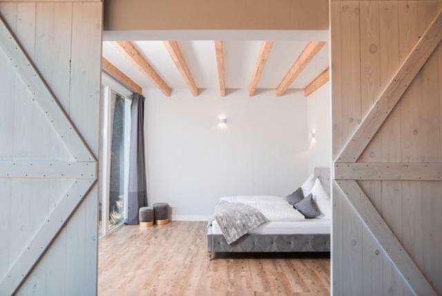 Ferienwohnung Otto-Dill-Halle Elmstein Exteriör bild